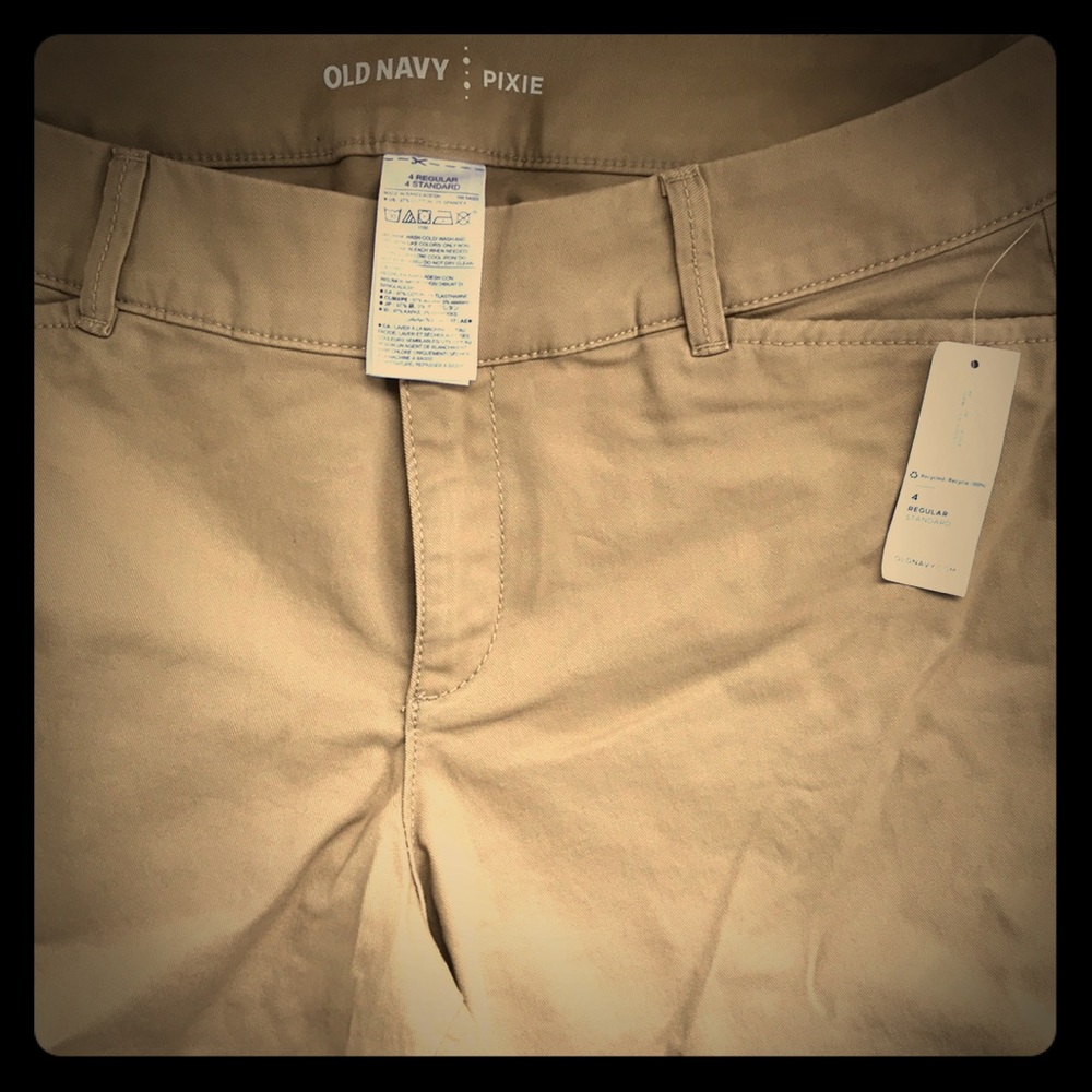 Old Navy Pixie Pant!